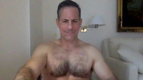 nakedsuperman1234  14-02-2023